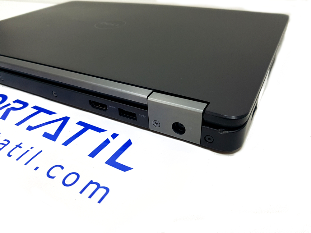 Dell Latitude E5470 leve muesca parte trasera