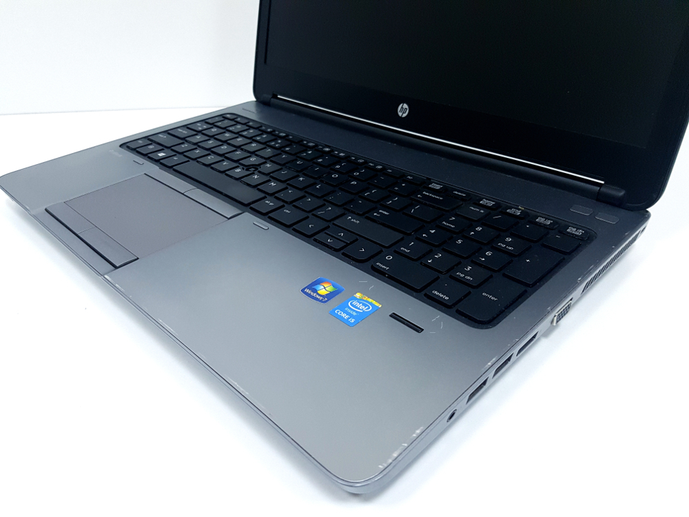 Hp probook 650 reposamunecas rayado